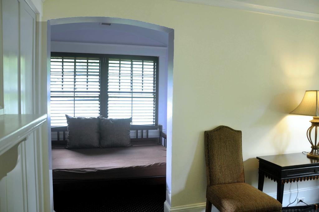 Om Sanctuary Holistic Retreat Hotell Asheville Eksteriør bilde