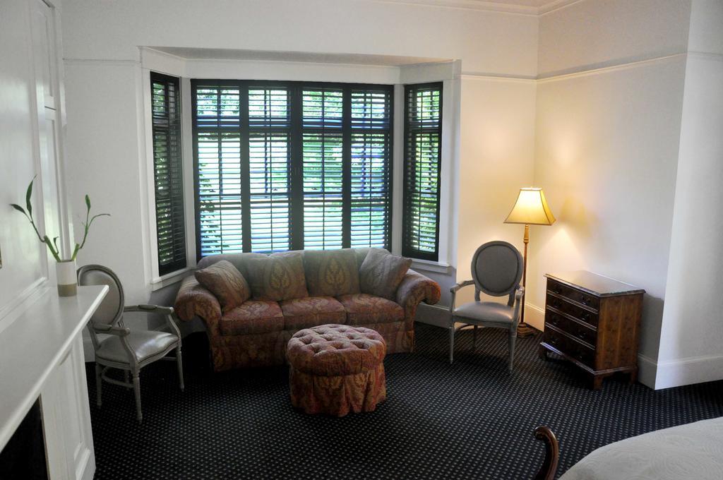 Om Sanctuary Holistic Retreat Hotell Asheville Eksteriør bilde
