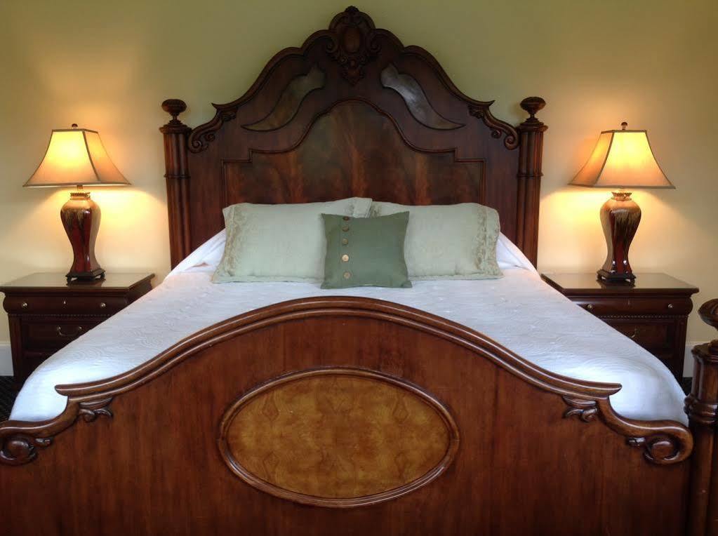Om Sanctuary Holistic Retreat Hotell Asheville Eksteriør bilde